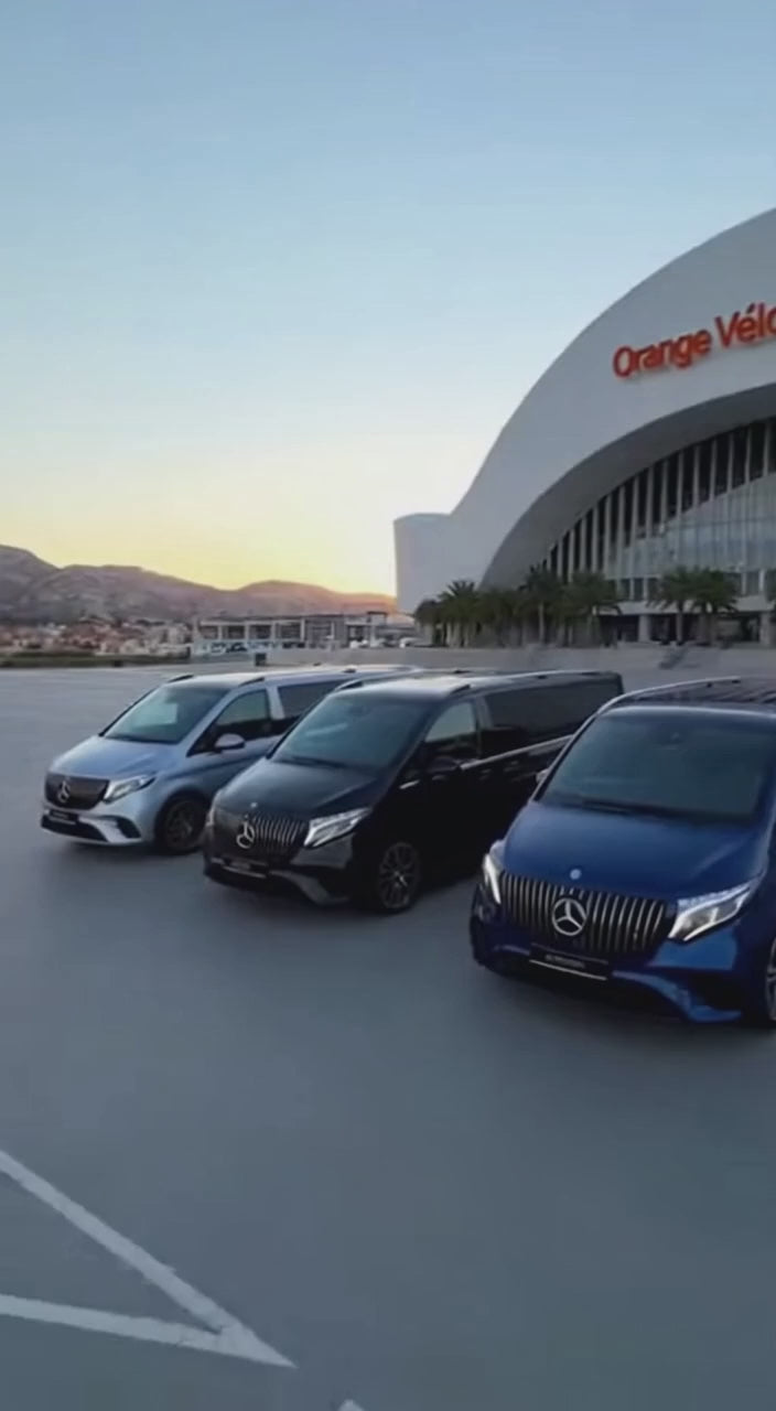 Convoi de Mercedes Viano avec chauffeur privé à Marseille (Stade Vélodrome)